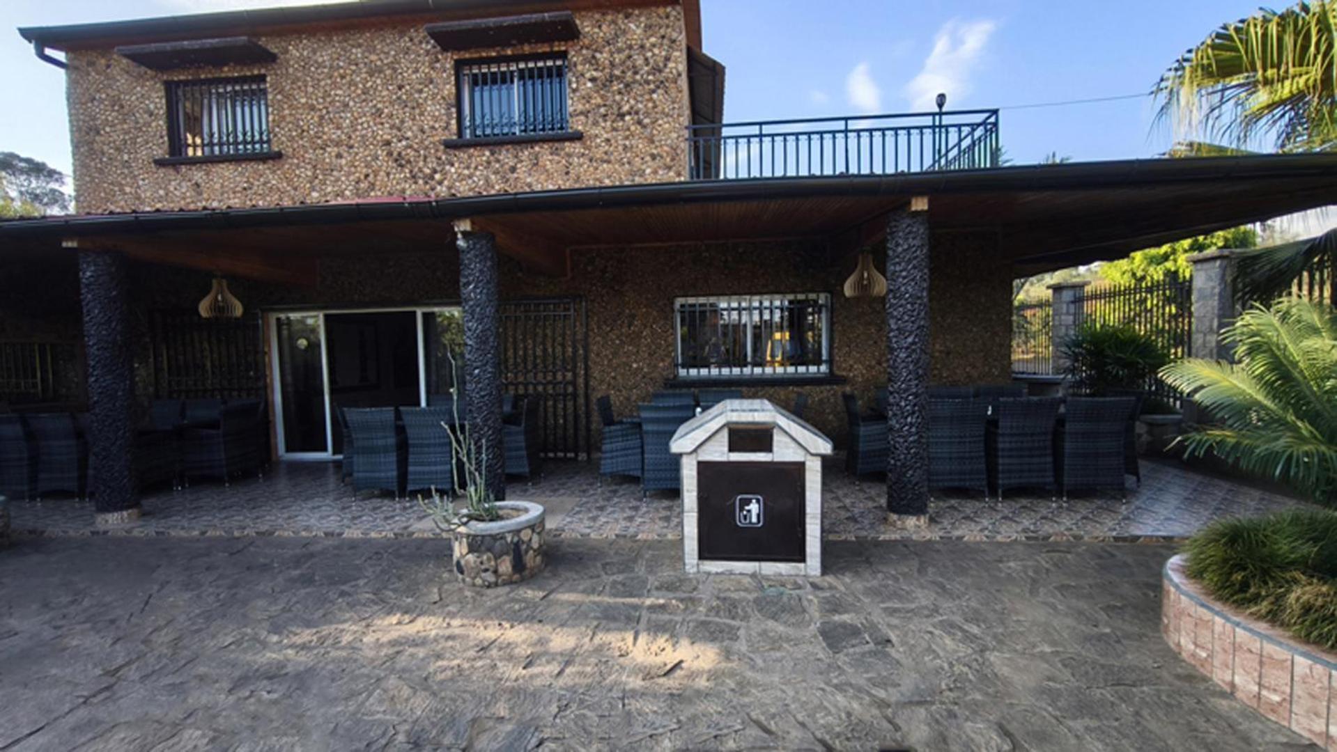 Hotel Restaurant Le Miamiam Glouglou Ambositra Exterior foto